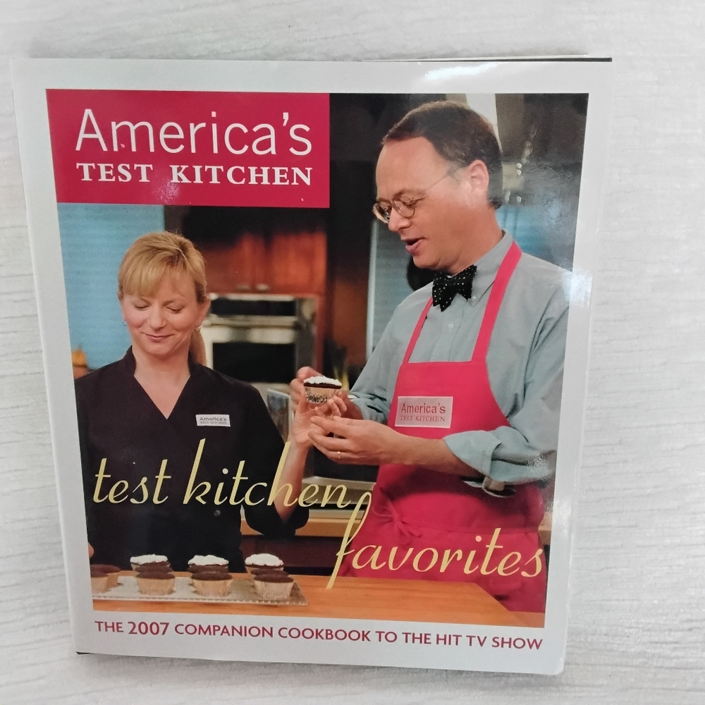 American Test Kitchen 2007 Cookbook Like New Condition